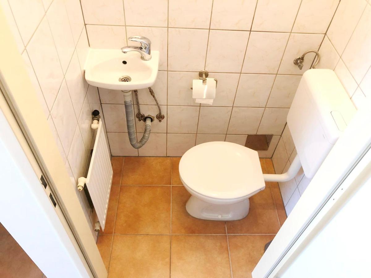 Home Away From Home Виена Екстериор снимка