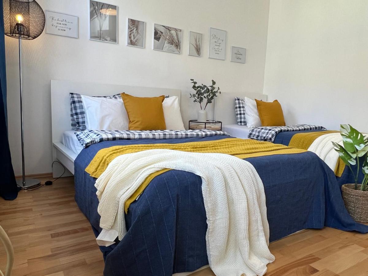Home Away From Home Виена Екстериор снимка